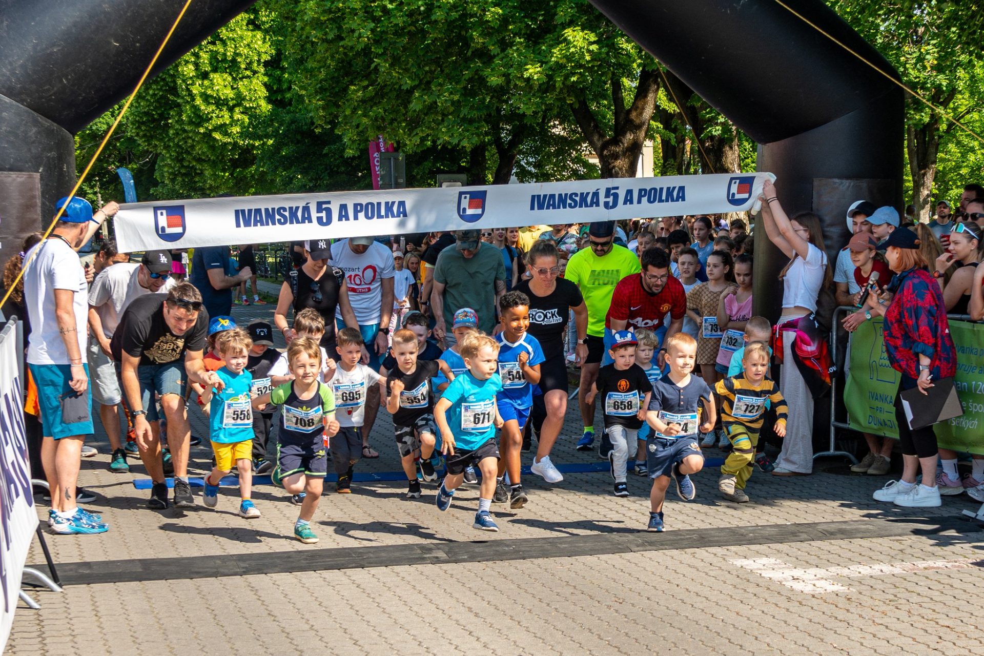 Podporujeme Ivanskú 5 a polku