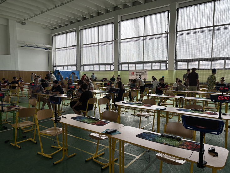 Podporili sme slovenských speedcubistov 
