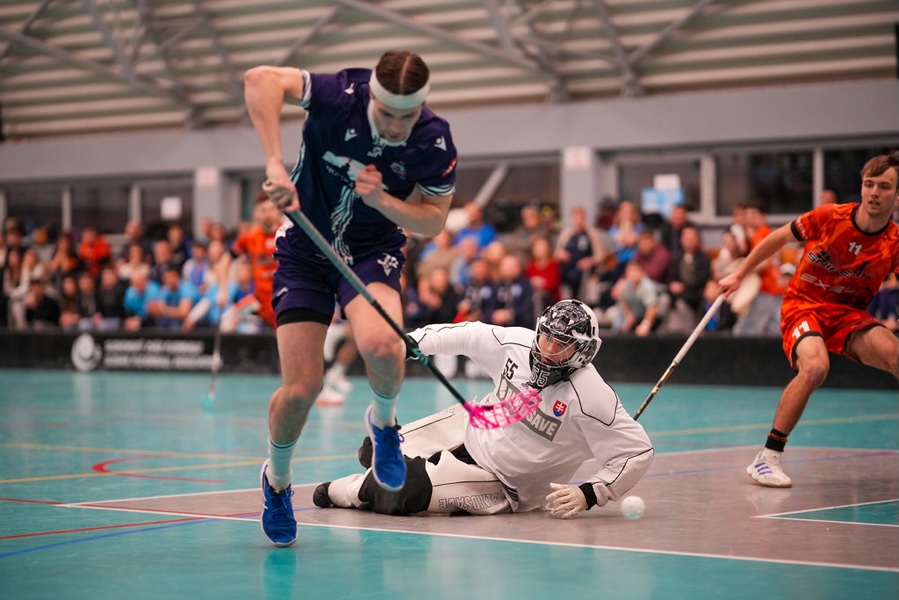 Slovanet Impact podporuje florbalových SNIPEROV