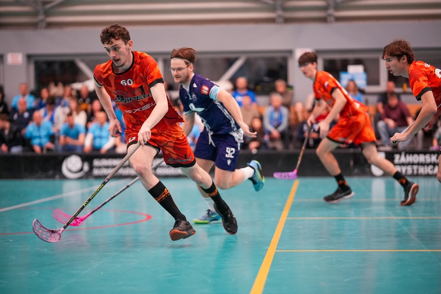 Slovanet Impact podporuje florbalových SNIPEROV