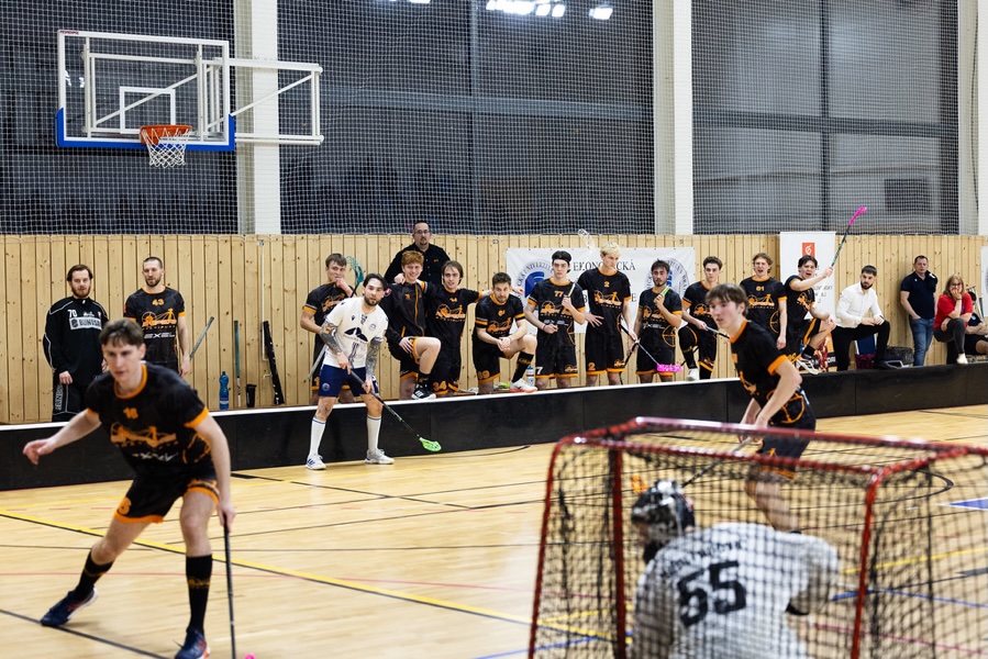 Slovanet Impact podporuje florbalových SNIPEROV