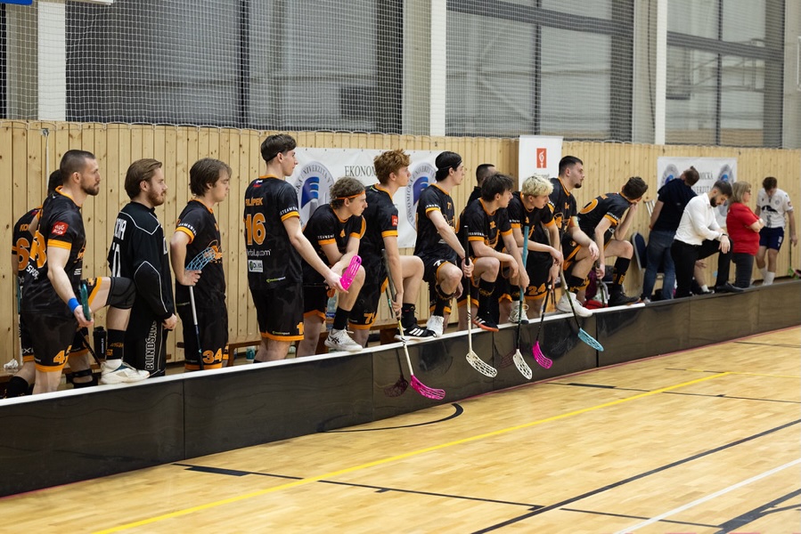 Slovanet Impact podporuje florbalových SNIPEROV