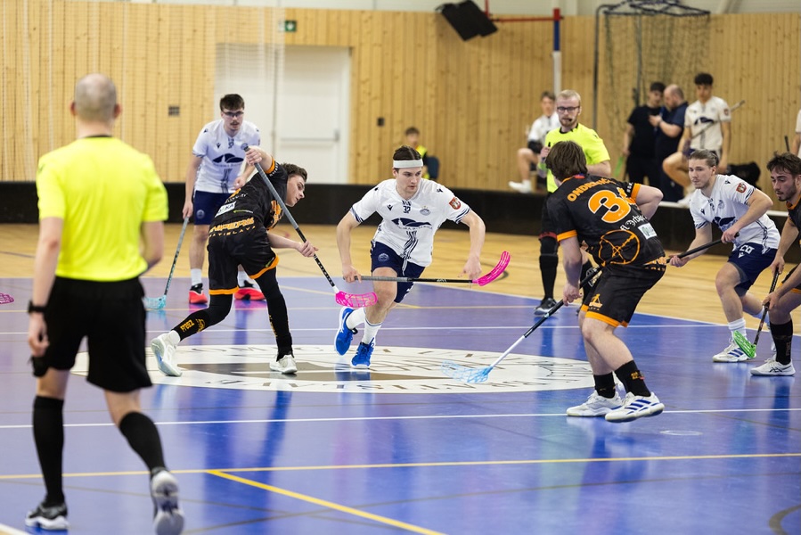 Slovanet Impact podporuje florbalových SNIPEROV