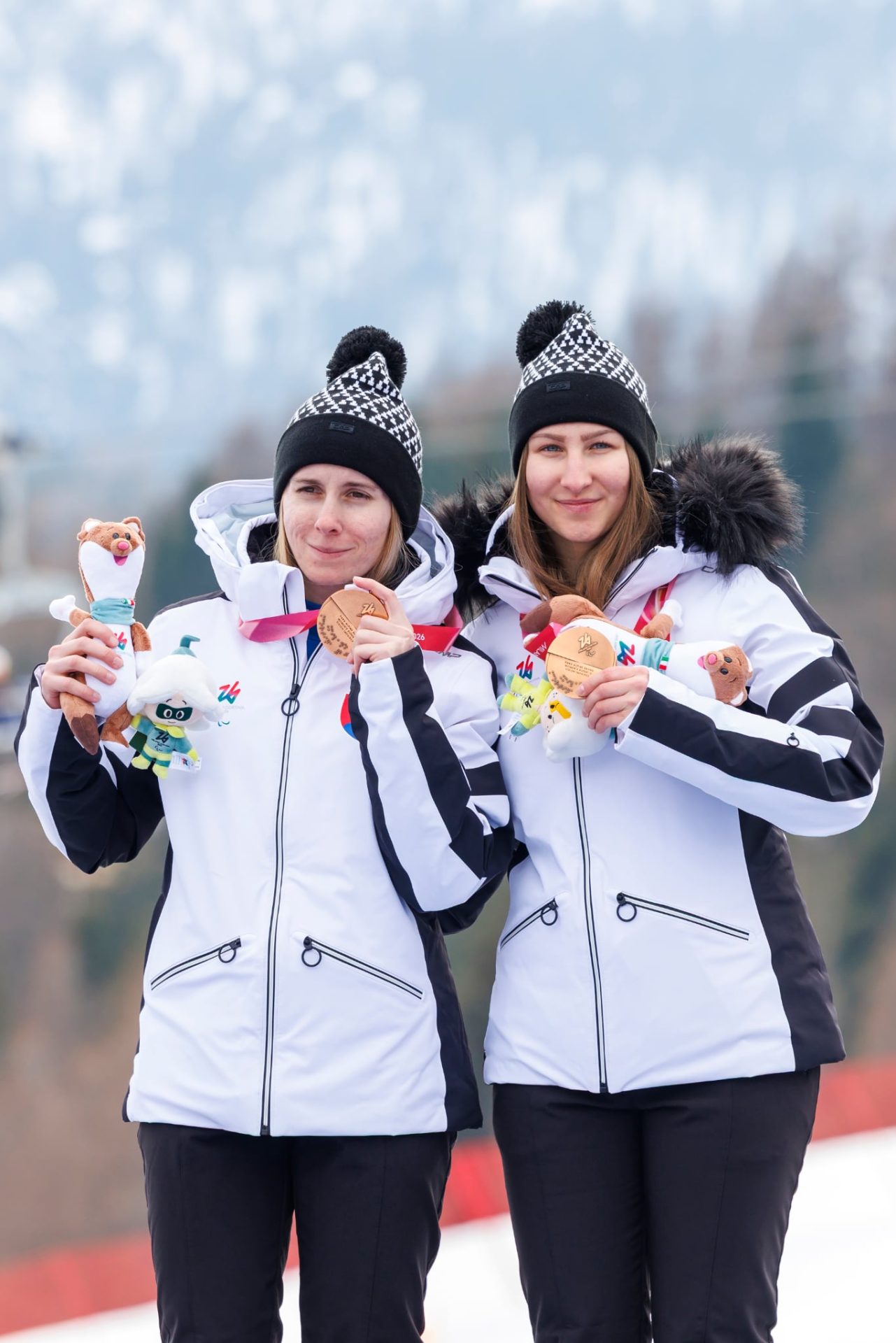 Tri bronzy, jeden veľký príbeh: Alexandra Rexová na paralympiáde zažiarila!