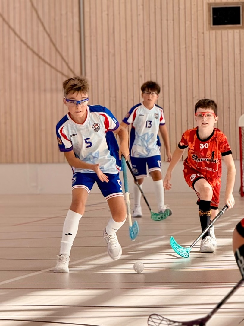 Grobskí Vlci vybojovali strieborné medaily na prestížnom Stupava Floorball Cup 2026